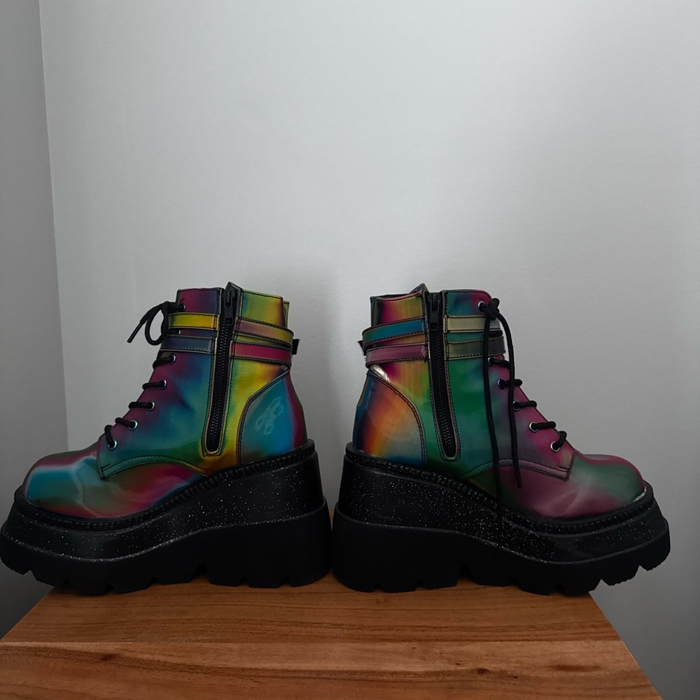 RARE Demonia Shaker 52 Holographic Platform Boots - Picture 9 of 12